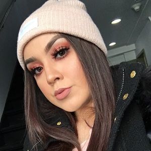 Meet your Posher, Lesley